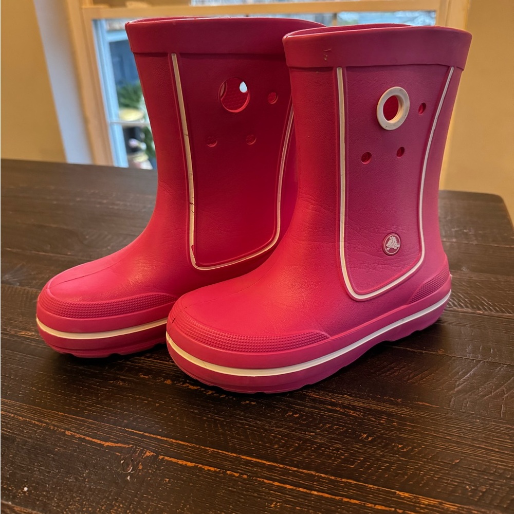 Croc kids Pink Rain & Snow Boots size 3
